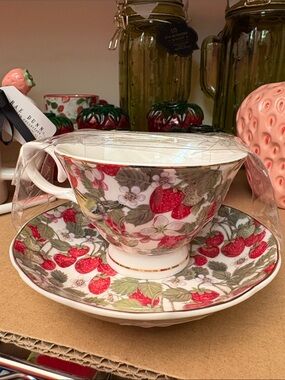 Strawberry Pattern Tea Cup & Saucer Bone China